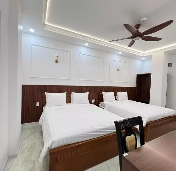 Paris Hotel Châu đốc