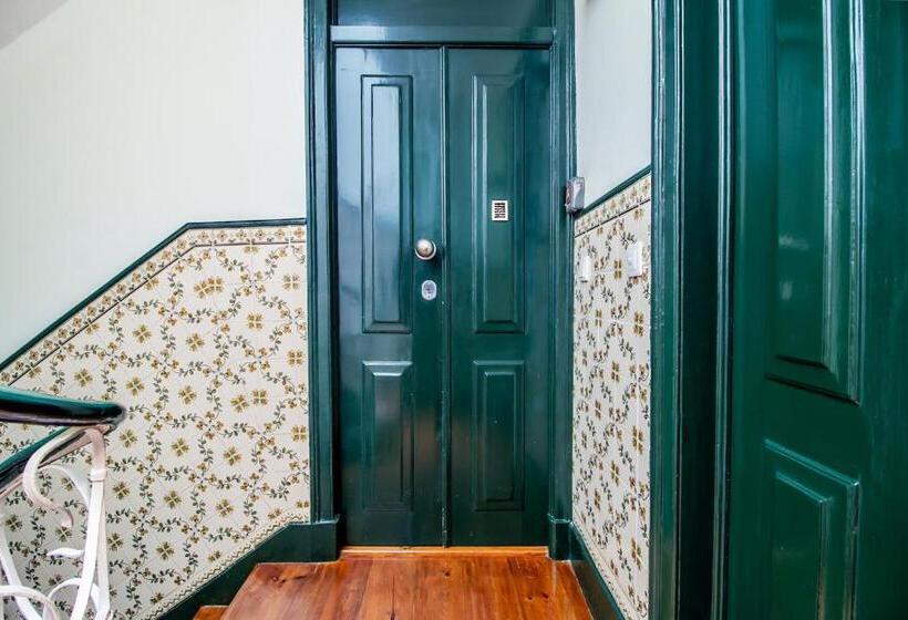 پانسیون Arroios   Third Floor