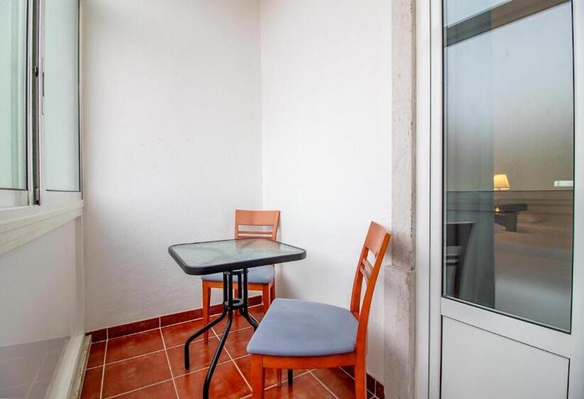 پانسیون Arroios   Third Floor