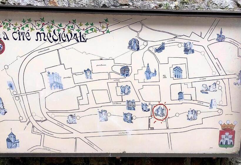 Bed and Breakfast La Maison Sur Les Remparts