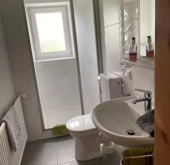 Aamiaismajoitus (B&B) Nebenhaus Sagritzerwirt