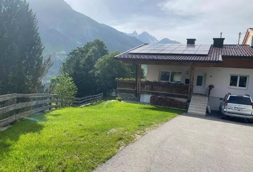 Aamiaismajoitus (B&B) Nebenhaus Sagritzerwirt