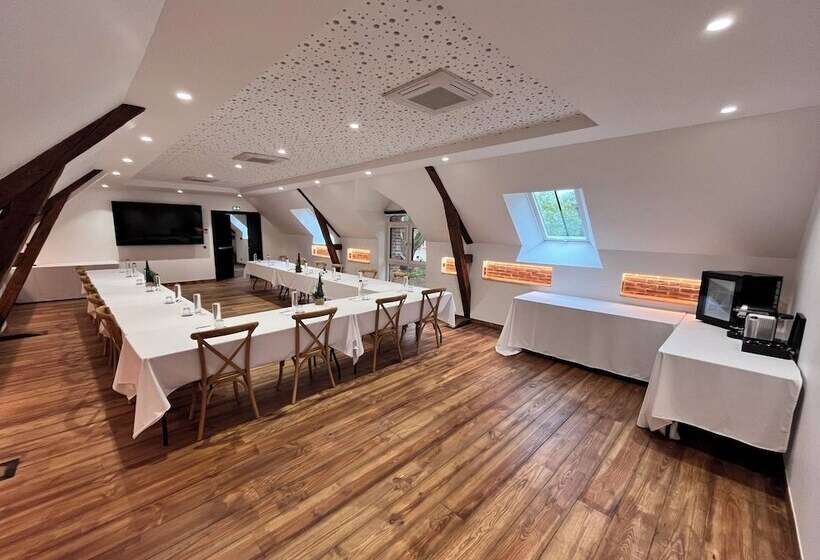 Отель Hôtel Château Héloïse