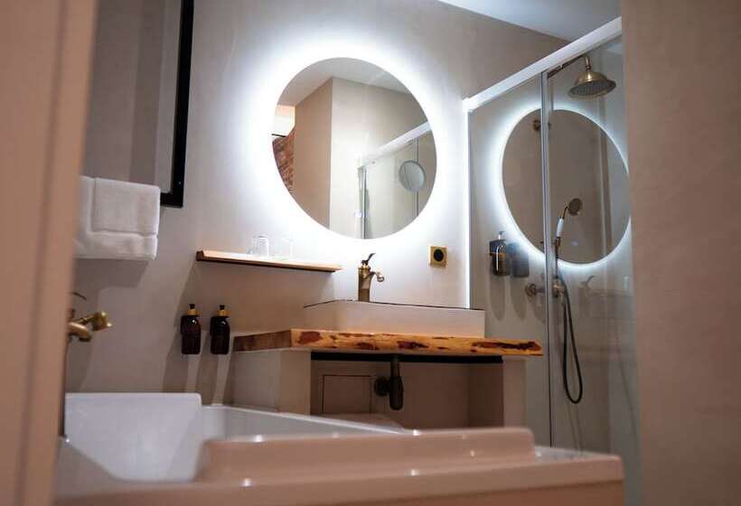 Отель Hôtel Château Héloïse