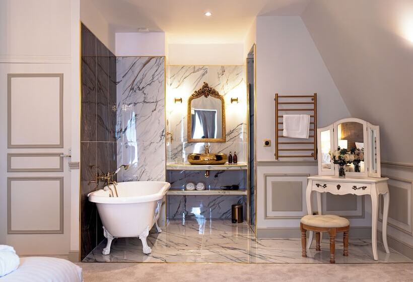 Отель Hôtel Château Héloïse