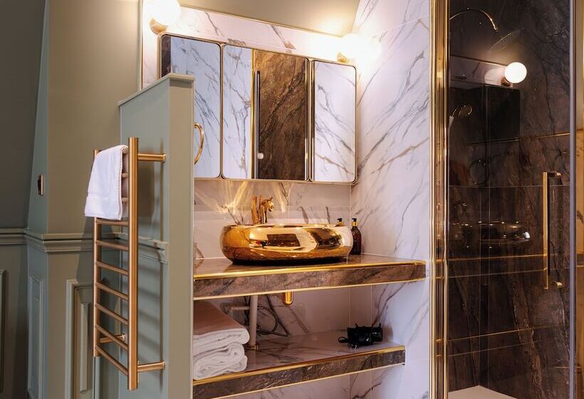 Отель Hôtel Château Héloïse