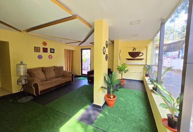 Hotel The Sea Walk Beachside Serinity