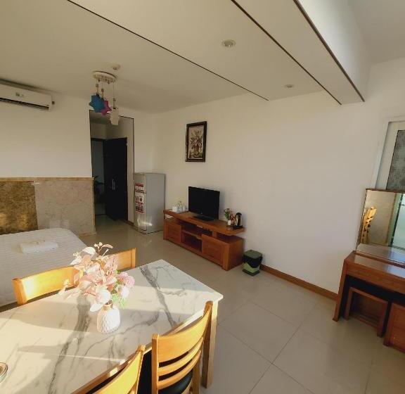 هتل Sơn Thịnh 1 23d Thuỳ Vân