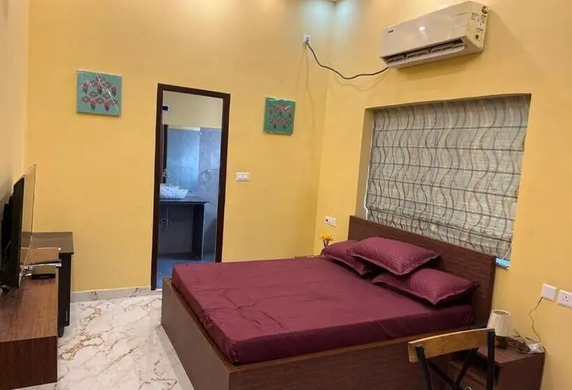 Hotelli The Broome, Durgapur Express Way