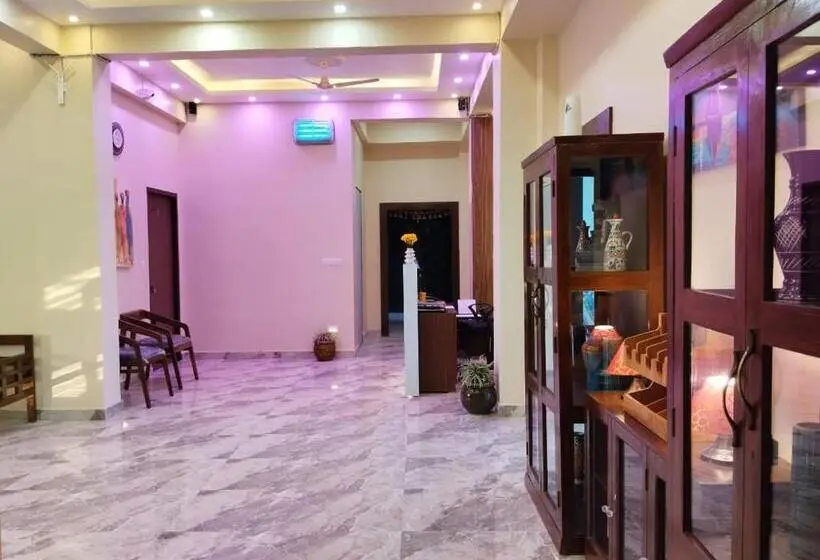 Hotelli The Broome, Durgapur Express Way