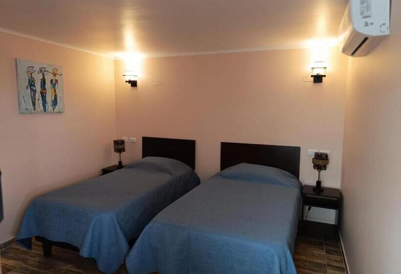 Pension Cafetto Hostal