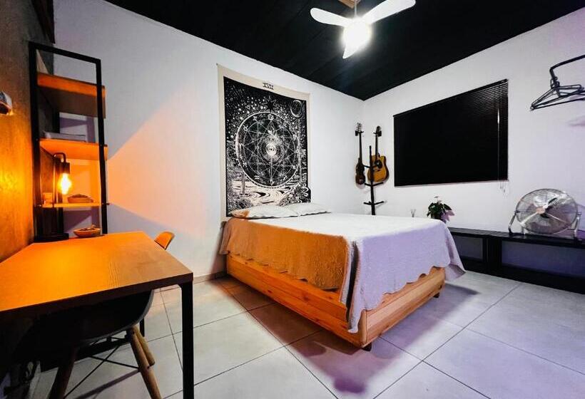 ペンション Deivão Host