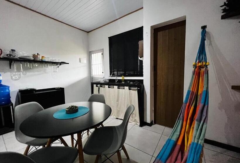 ペンション Deivão Host