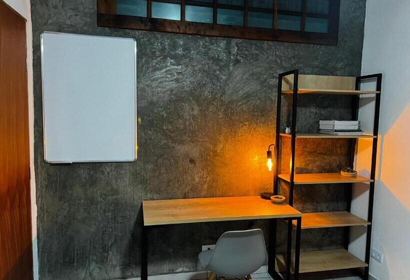 ペンション Deivão Host