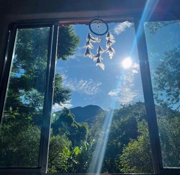 ペンション Deivão Host