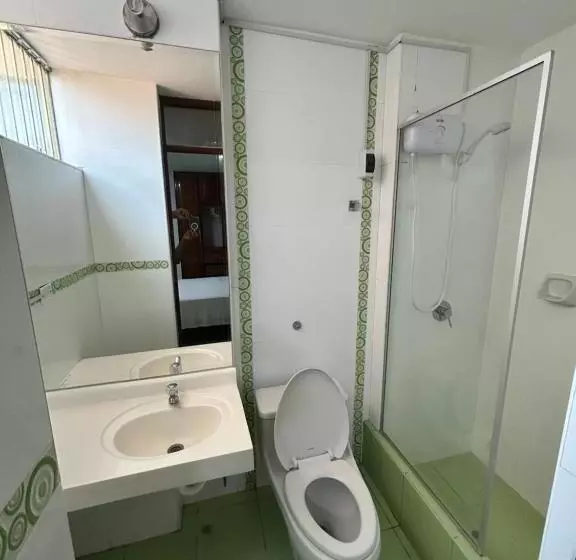 Majatalo Recreo Beach