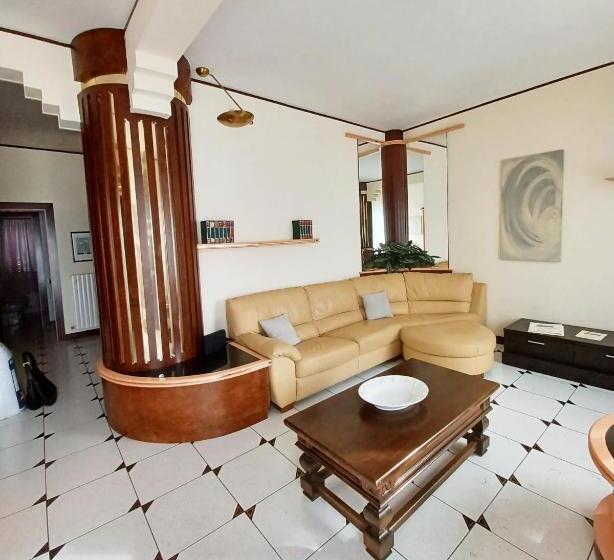 پانسیون Valentina Rooms