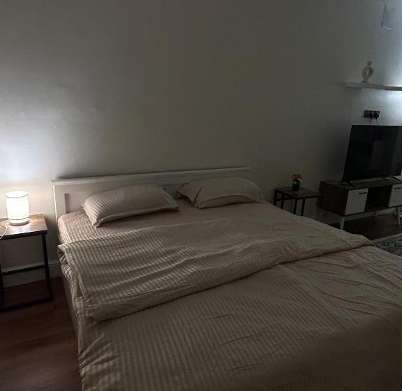 استوديو الحديقه الســرية Secret Garden