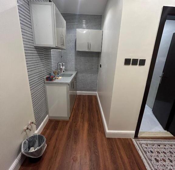 استوديو الحديقه الســرية Secret Garden