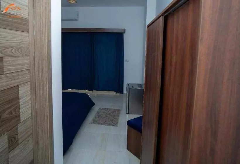 تختخواب و صبحانه Fox Beach Stay