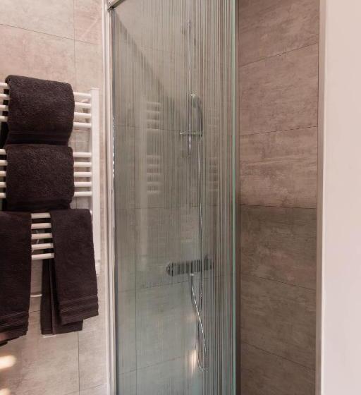 تختخواب و صبحانه La Chambre De L Ange