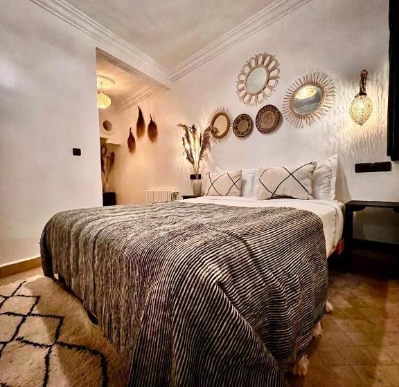 בית מלון כפרי Riad Sahara Stars Dades