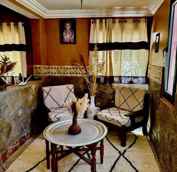 בית מלון כפרי Riad Sahara Stars Dades