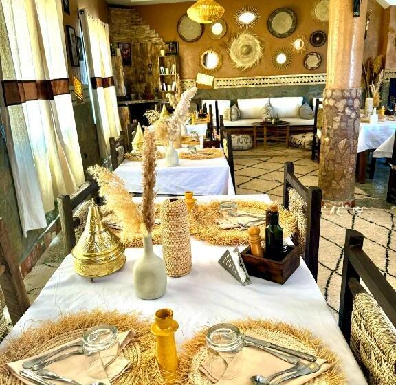בית מלון כפרי Riad Sahara Stars Dades