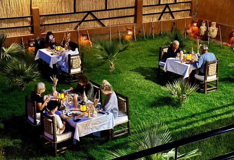 בית מלון כפרי Riad Sahara Stars Dades