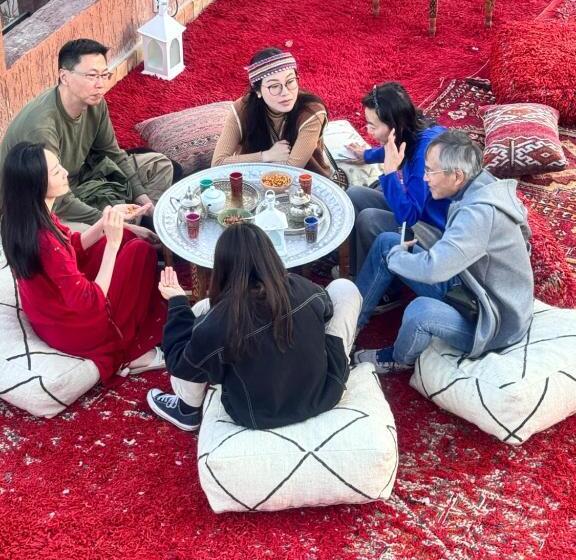 בית מלון כפרי Riad Sahara Stars Dades