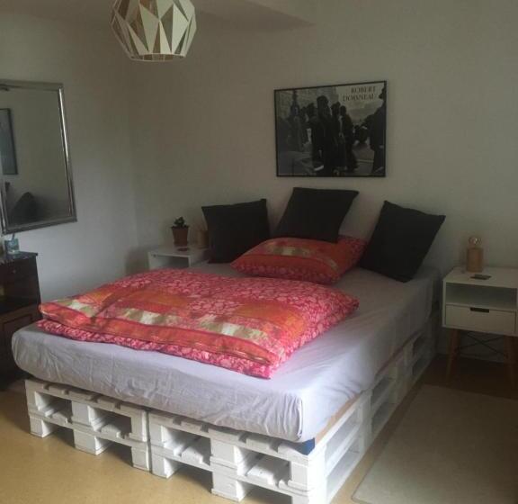 بنسيون Charmante Unterkunft Ohne Küche In Niestetal Bei Kassel