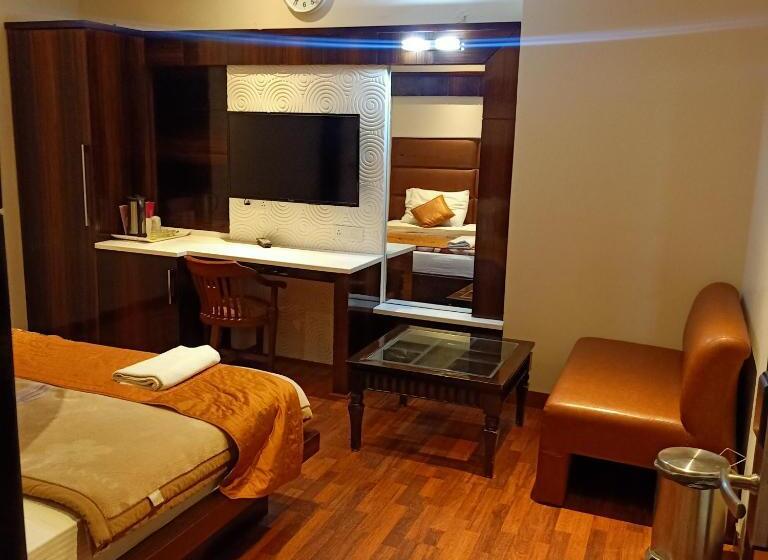 بنسيون Geet Deluxe At New Delhi Railway Station