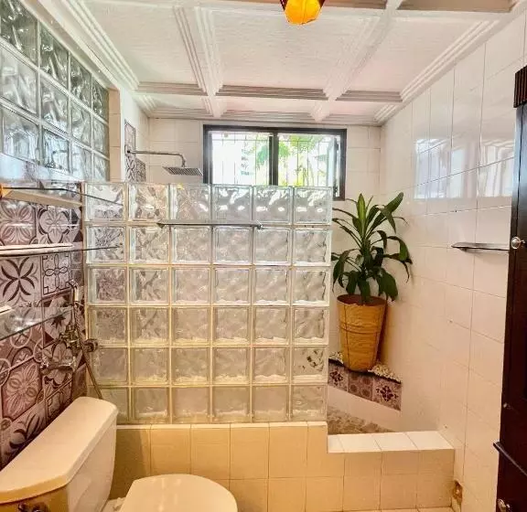 پانسیون Orho Hotel Marbella Panama City