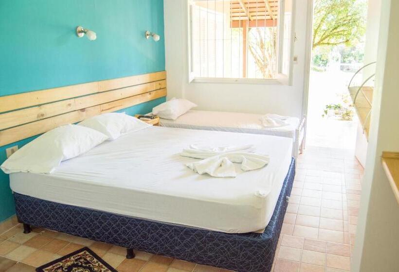 پانسیون Quinta Los Lapachos De Ypané