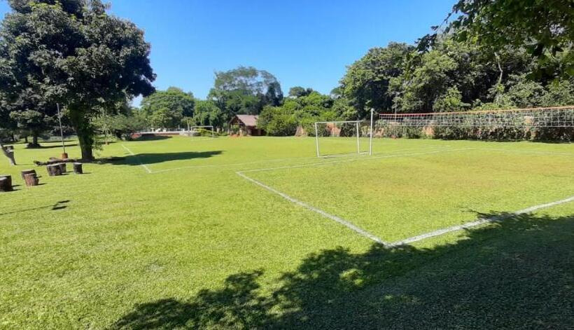 پانسیون Quinta Los Lapachos De Ypané