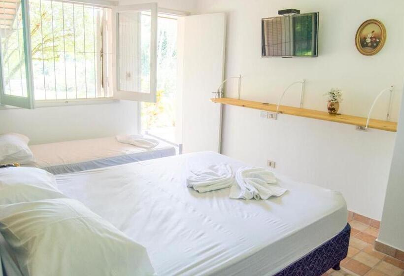 پانسیون Quinta Los Lapachos De Ypané