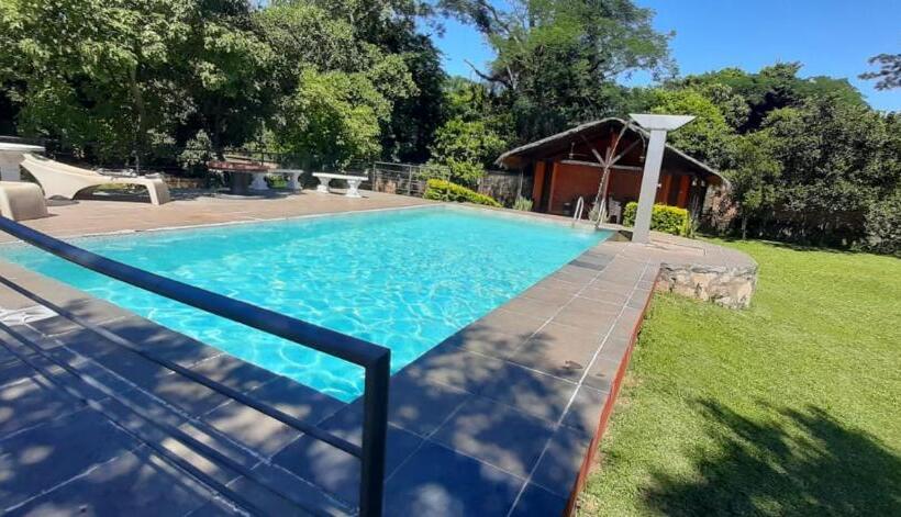 پانسیون Quinta Los Lapachos De Ypané