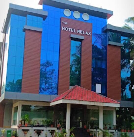 The Hotel Relax , Kankavli