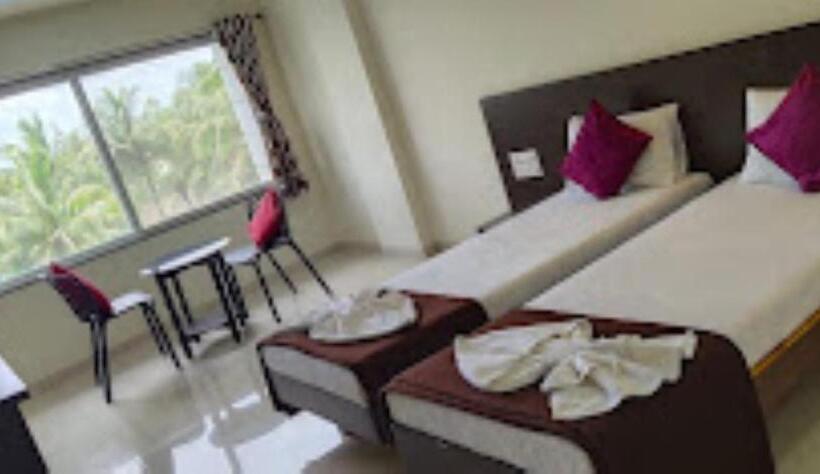 The Hotel Relax , Kankavli