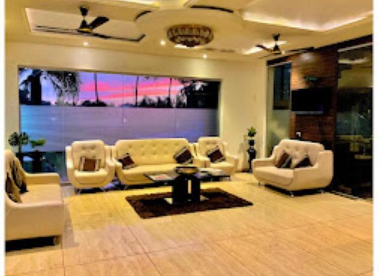 The Hotel Relax , Kankavli