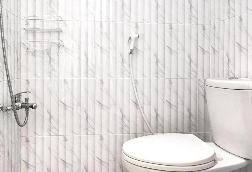 Urbanview Hotel Syariah Near Polda Jambi