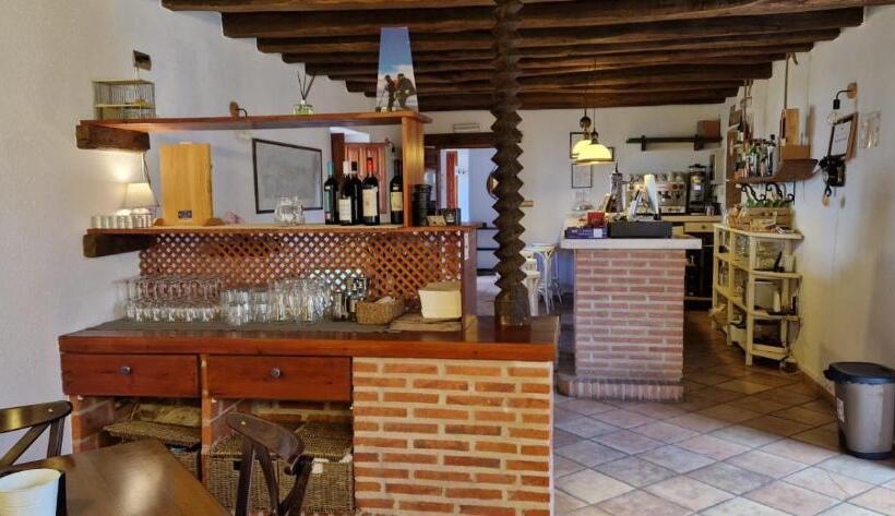 Albergue Laganares   Pilgrims Hostel