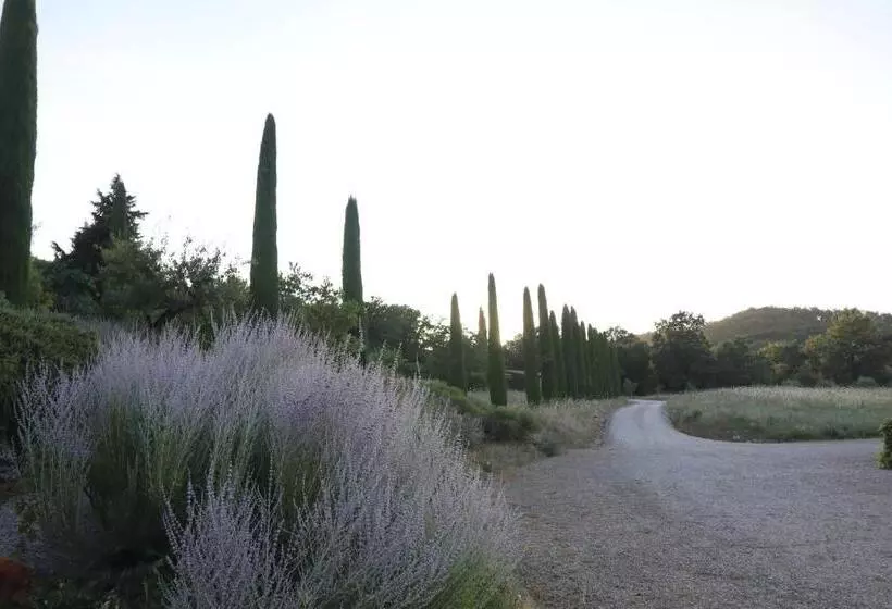 تختخواب و صبحانه Abbadia Wine Relais