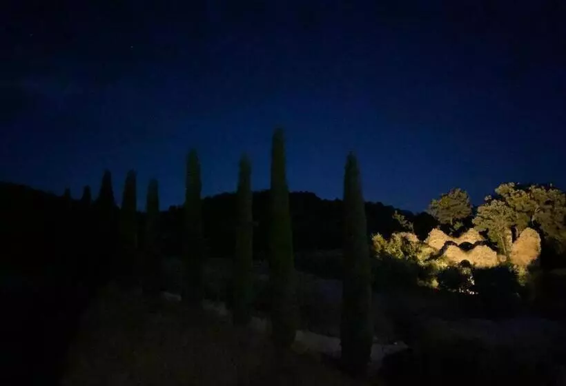 تختخواب و صبحانه Abbadia Wine Relais