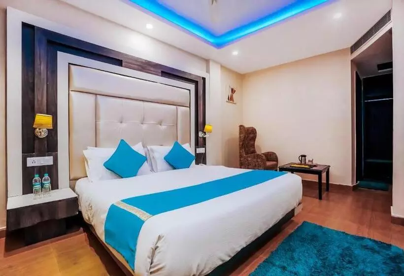 ホテル An Resort Mashobra !! Balcony View Rooms !! Parking !! Open Terrace !! Playing Zone !! Best Selling