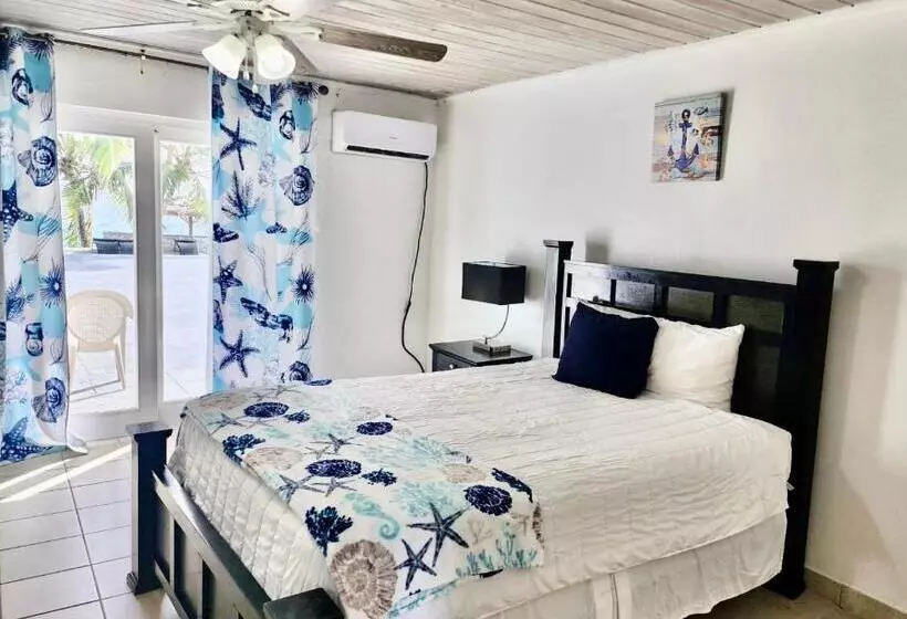 هتل Exuma Palms Resort