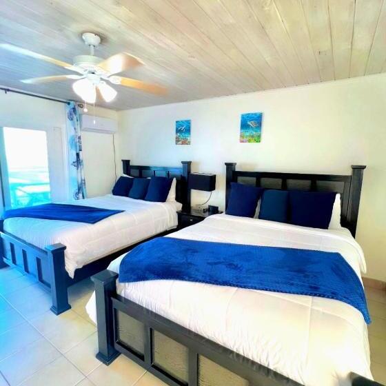 هتل Exuma Palms Resort