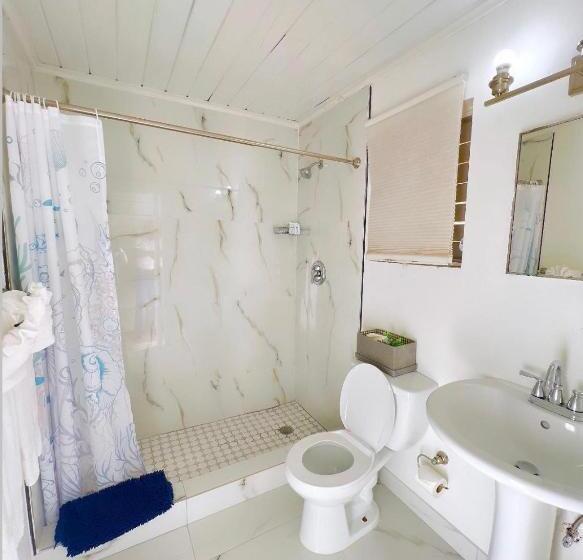 هتل Exuma Palms Resort