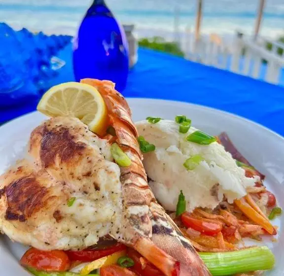 هتل Exuma Palms Resort