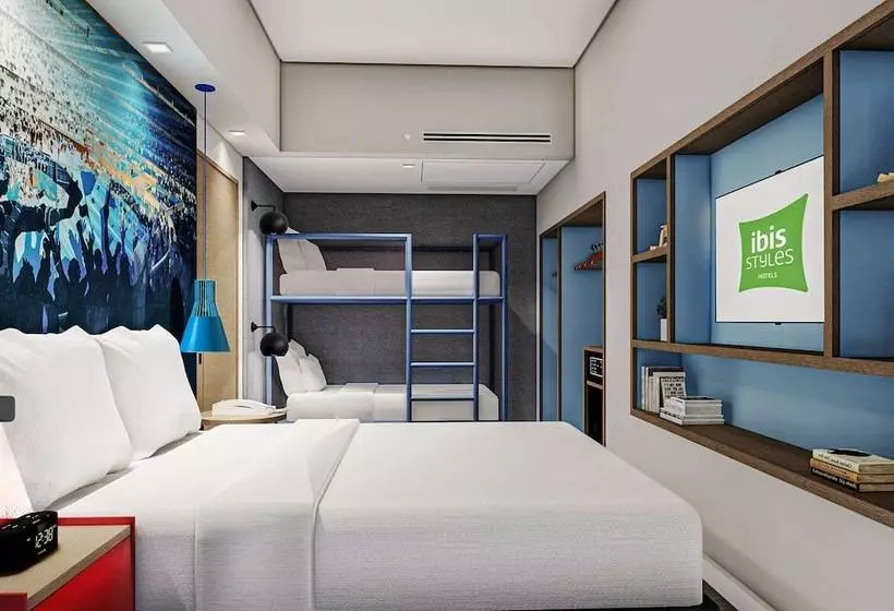 ホテル Ibis Styles Manila Araneta City